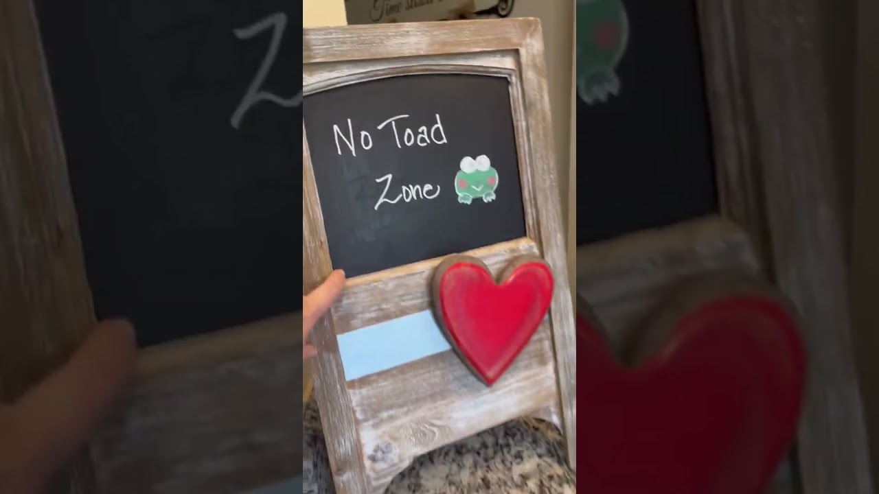 THE NO TOAD ZONE #cats #catvideos #shortvideo #cutecat #shorts