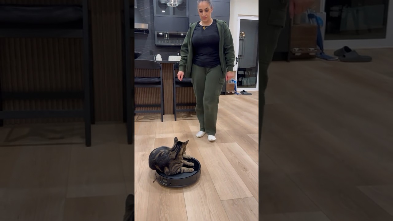 HE’S OBSESSED WITH THIS! 😅🤷🏽‍♂️ #viral ￼