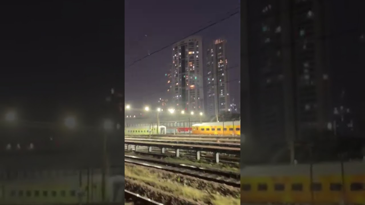 Mumbai Central railway station ( मुंबई सेंट्रल रेलवे स्टेशन ) Waseem kasgar Vlog