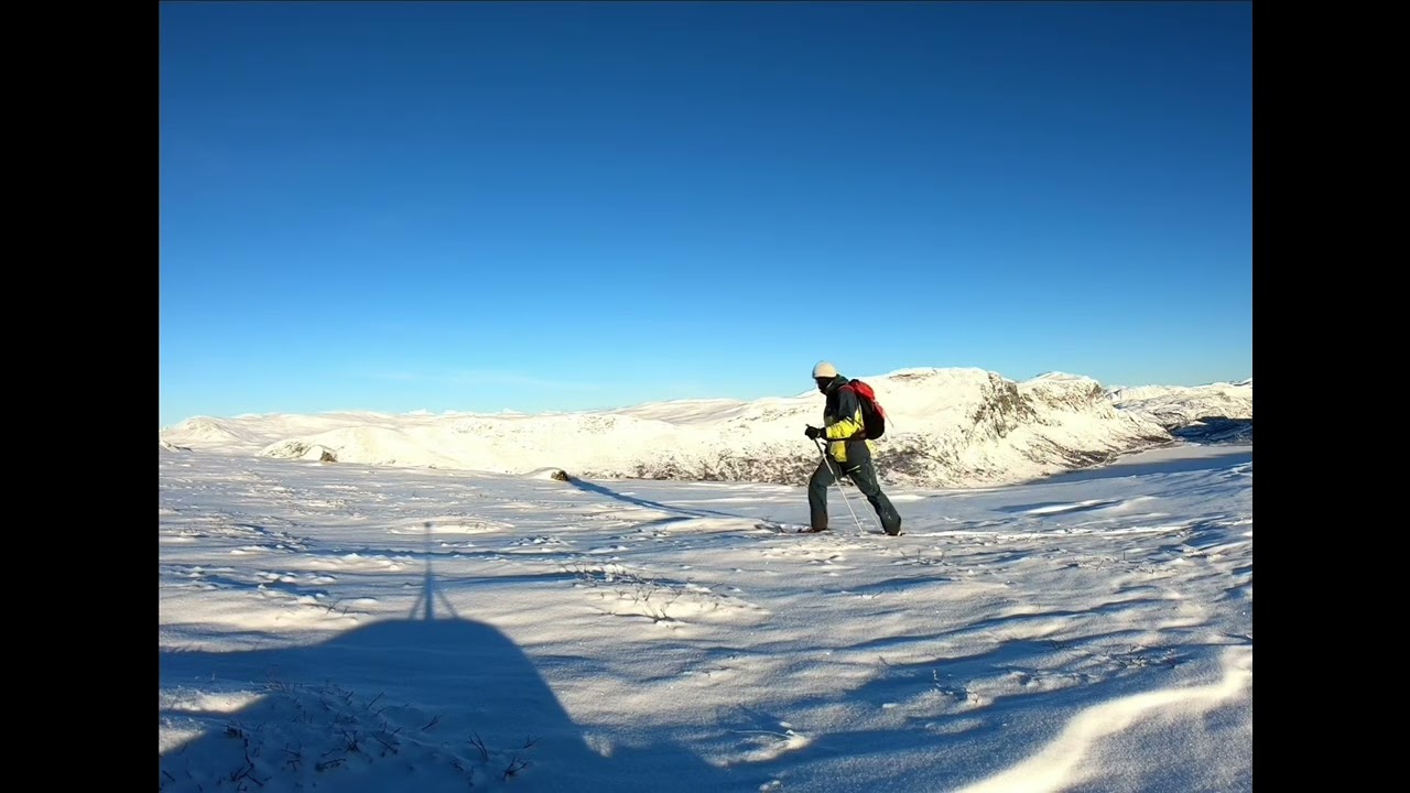 Snowshoeing at Gamlestøgofjellet, Filefjell