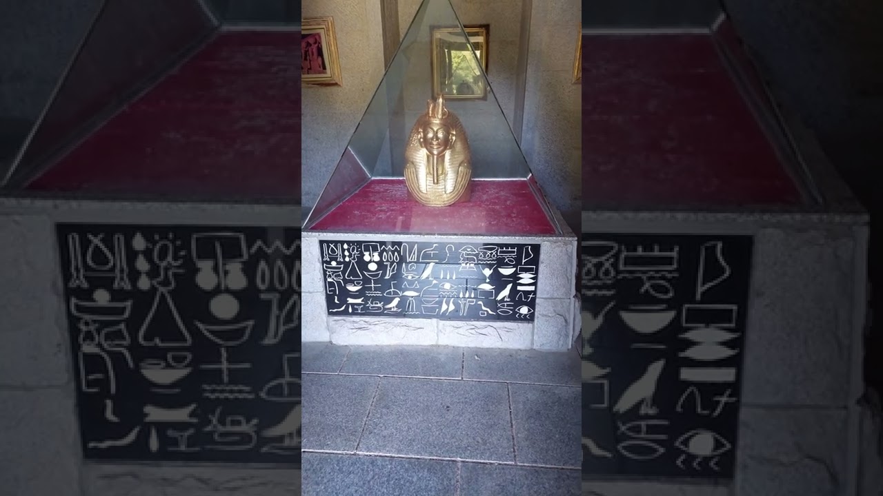 【JR姫路駅】姫路でスフィンクスを発見