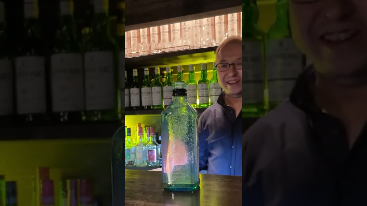 空のボトルで昭和の遊び（ボンベイサファイア）#shorts