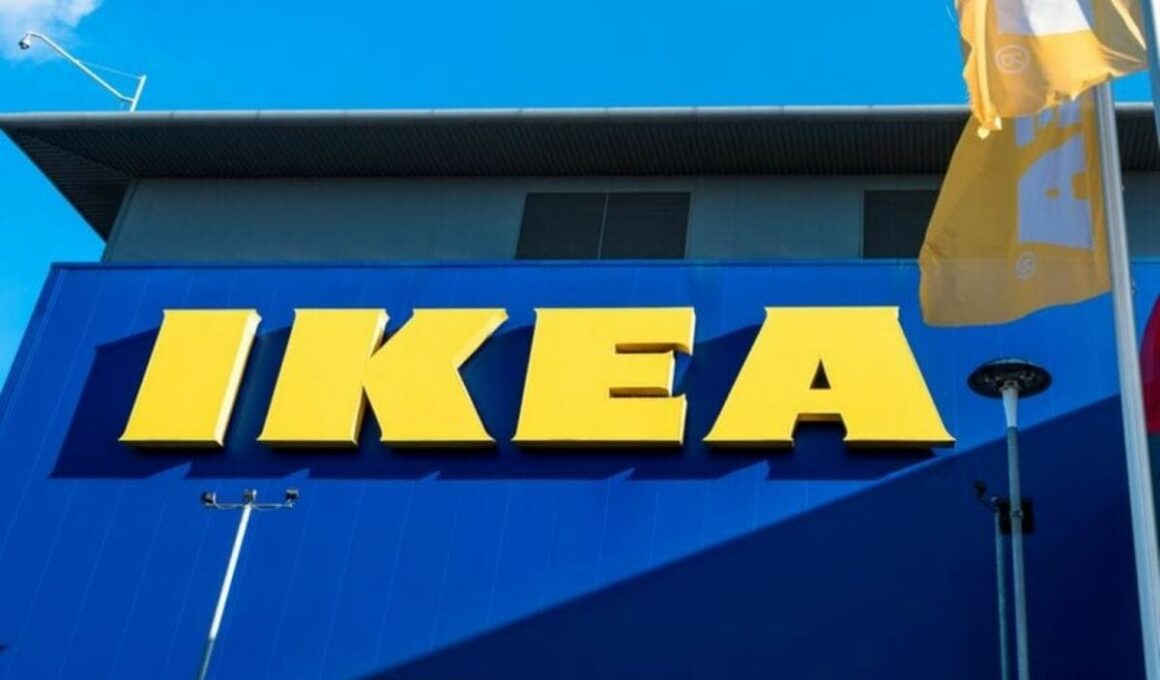 黒猫ちゃんがかわいい！IKEA「黒猫モチーフのマグカップ499円」など猫いっぱいキッチングッズ。ハロウィン気分をさりげなく演出！かわいいおばけのプレートも注目 1年中使いたくなりそう！ホワイト×ブラックのシックなデザインです | LIMO | くらしとお金の経済メディア